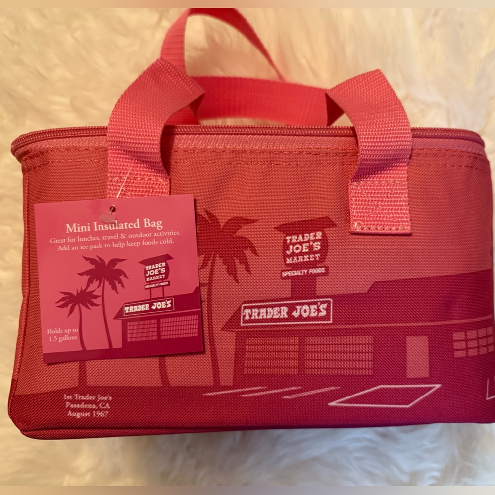 Limited Brand New Trader Joe’s Mini Insulated Bag - Pink
